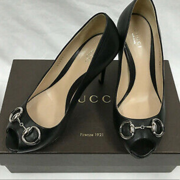 Gucci Shoes - Gucci black buckle heels